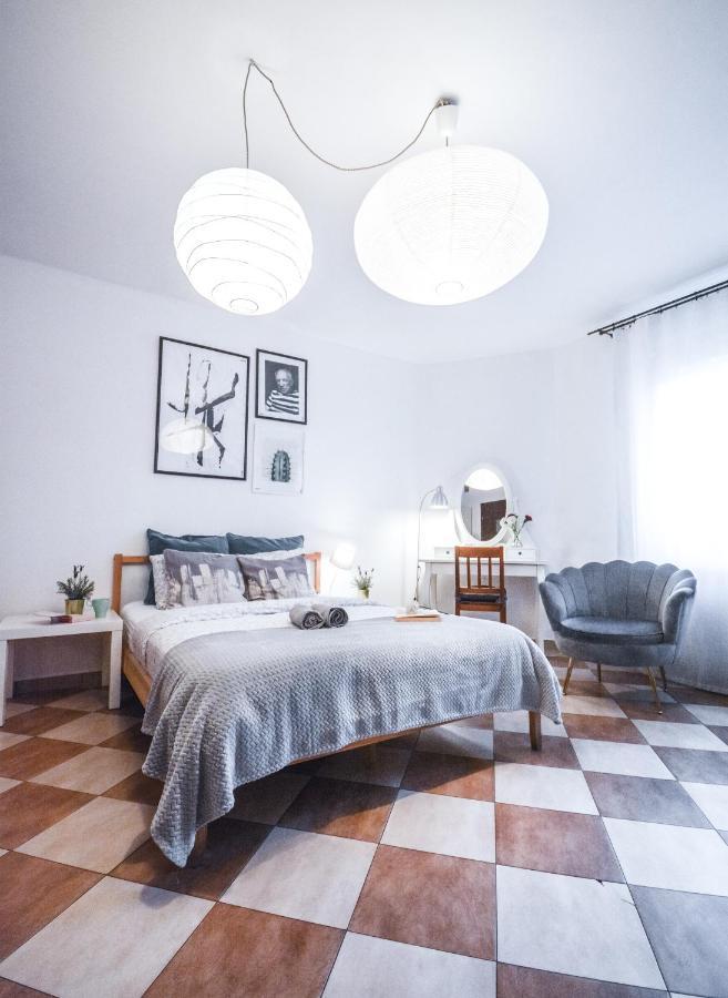 Lion Apartments - Your Own Apartment In Cracow Краків Екстер'єр фото