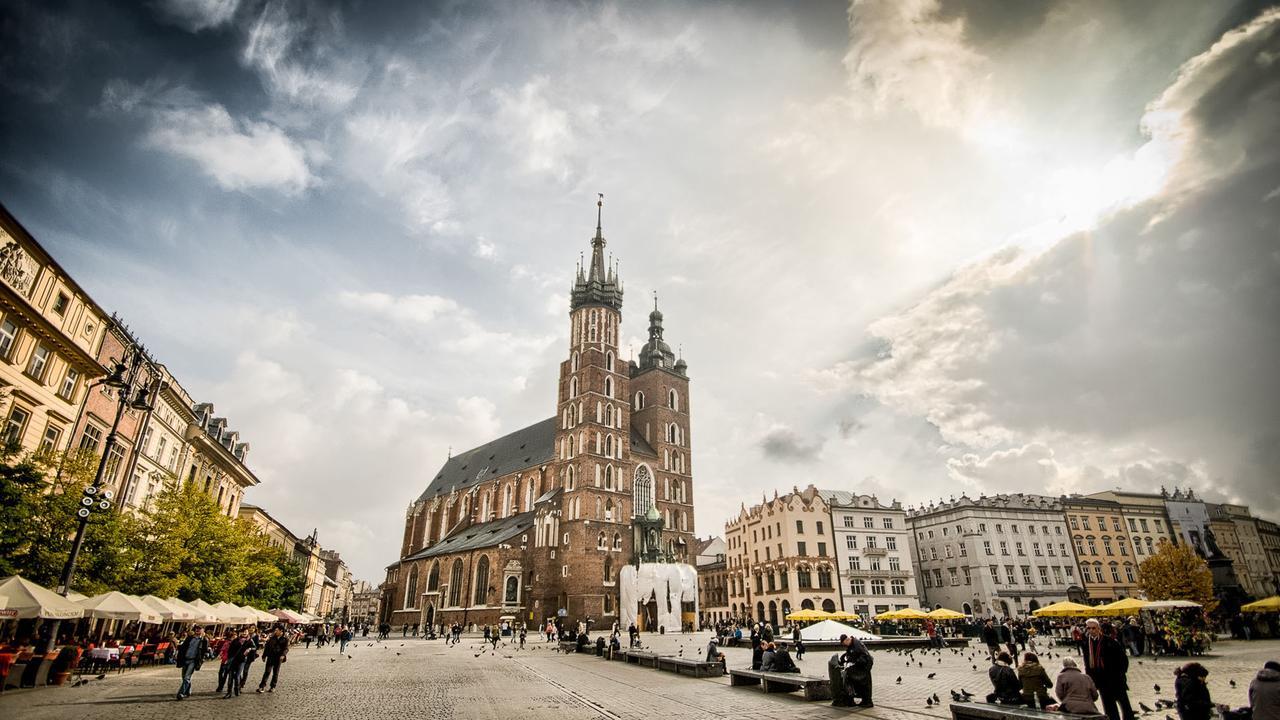 Lion Apartments - Your Own Apartment In Cracow Краків Екстер'єр фото